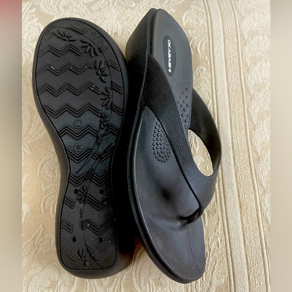 Okabashi Flip Flop Sandals Back - Picture 5 of 6